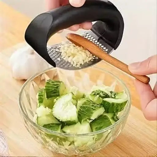 Stainless Steel Garlic Press Crusher Manual Kitchen Tool